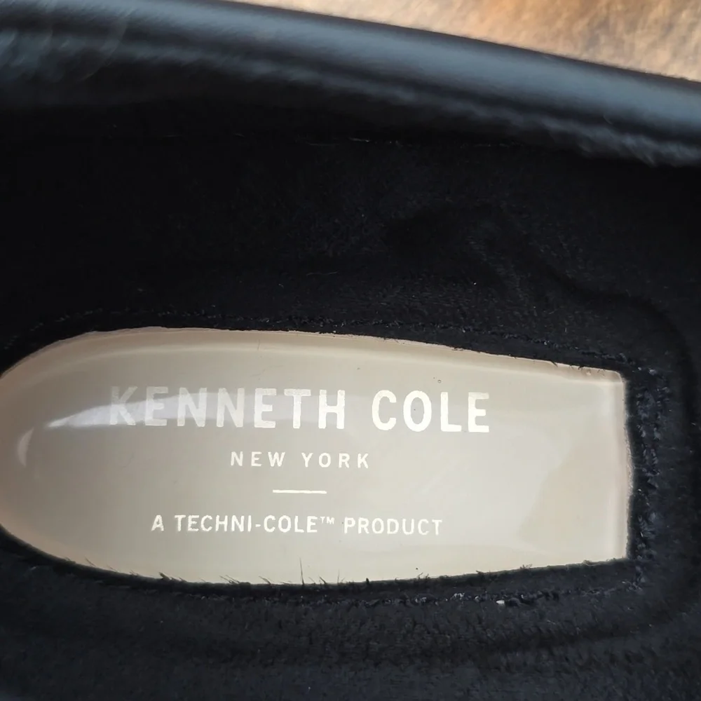Kenneth Cole Driving Dash Black Leather Kids Shoes Size 6
